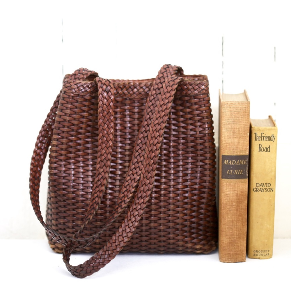 Nine West leather purse in great condition